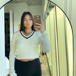 Brandy Melville V Neck Sweater